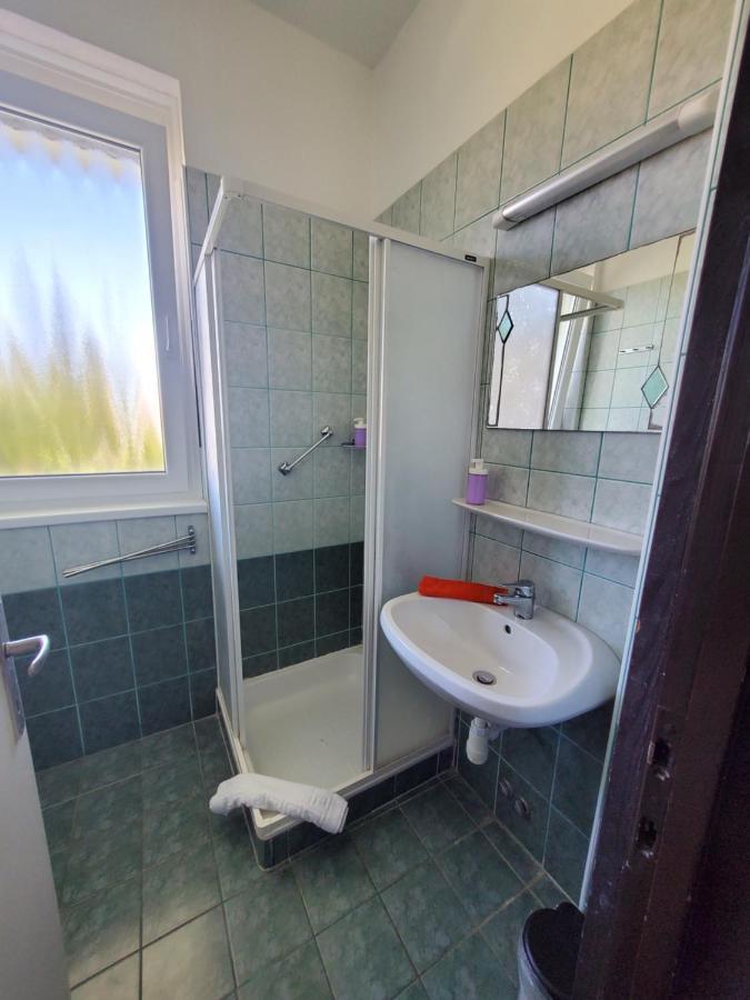 Bed and Breakfast Liget Ueduelo Шиофок Экстерьер фото